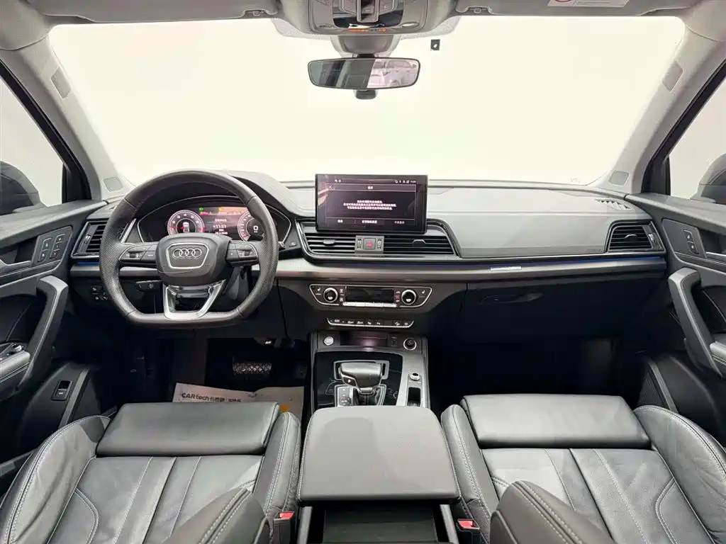 Audi Q5L 2022 facelift 45T luxury and dynamic model купить на сайте DeffCars