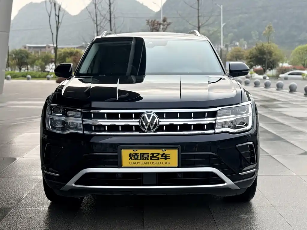 Touron 2023 380TSI four-wheel drive luxury version купить на сайте DeffCars