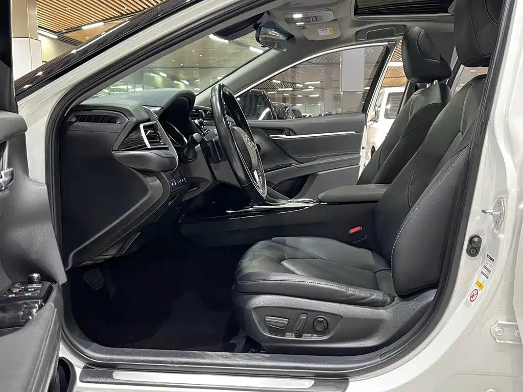 Camry 2019 2.5S Advanced Edition National V купить на сайте DeffCars