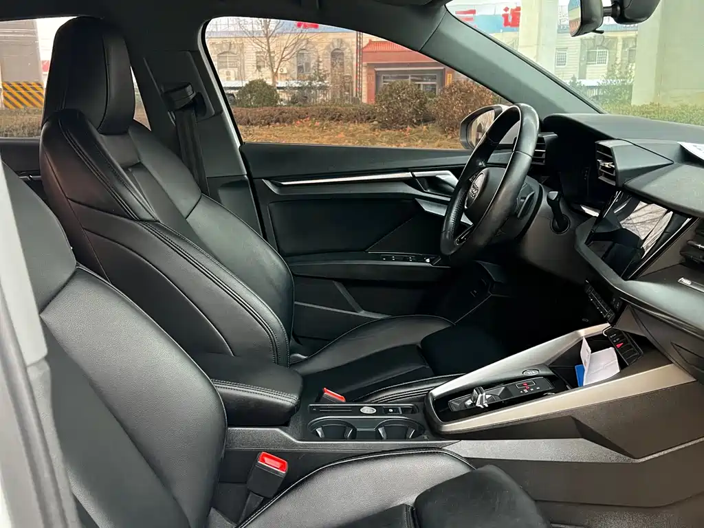 Audi A3 2022 A3L Limousine 35 TFSI aggressive and sporty купить на сайте DeffCars