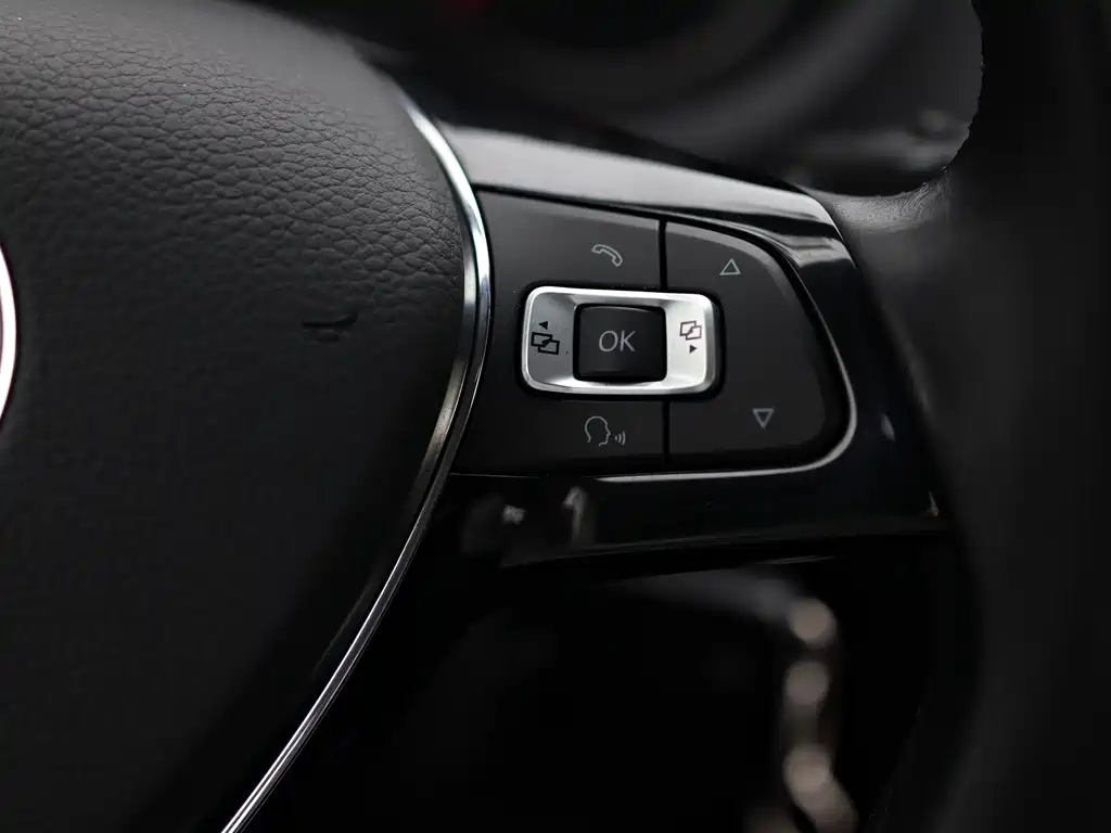 Polo 2018 1.5L automatic safety model купить на сайте DeffCars