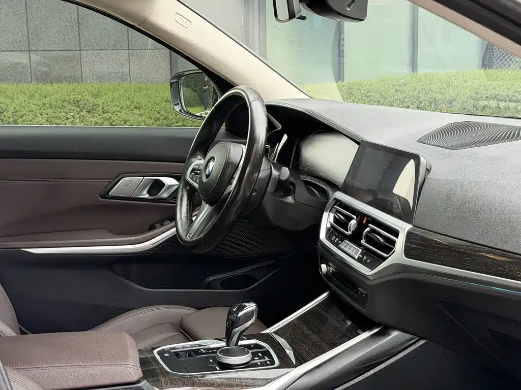 BMW 3 Series 2021 facelift 325Li M Sports Package купить на сайте DeffCars