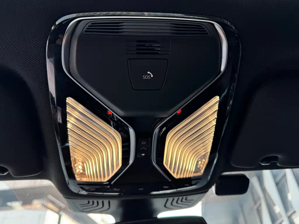 BMW 7 Series 2021 730Li M Sports Package купить на сайте DeffCars