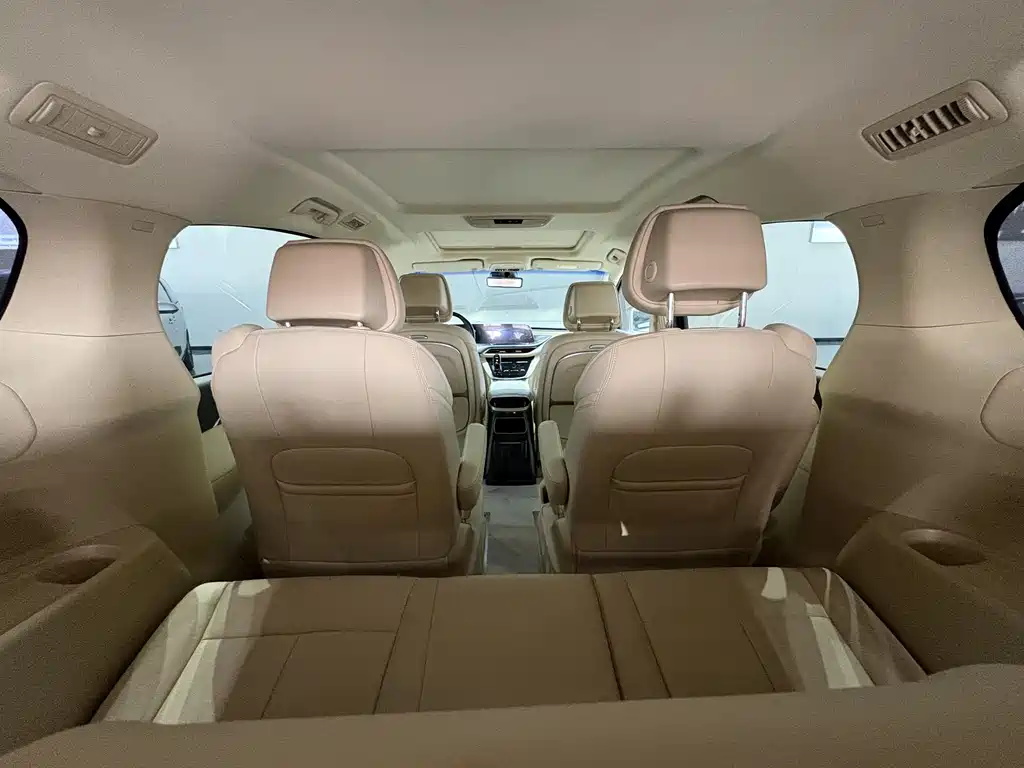 Buick GL8 2023 ES Lu Zun Exclusive Model купить на сайте DeffCars