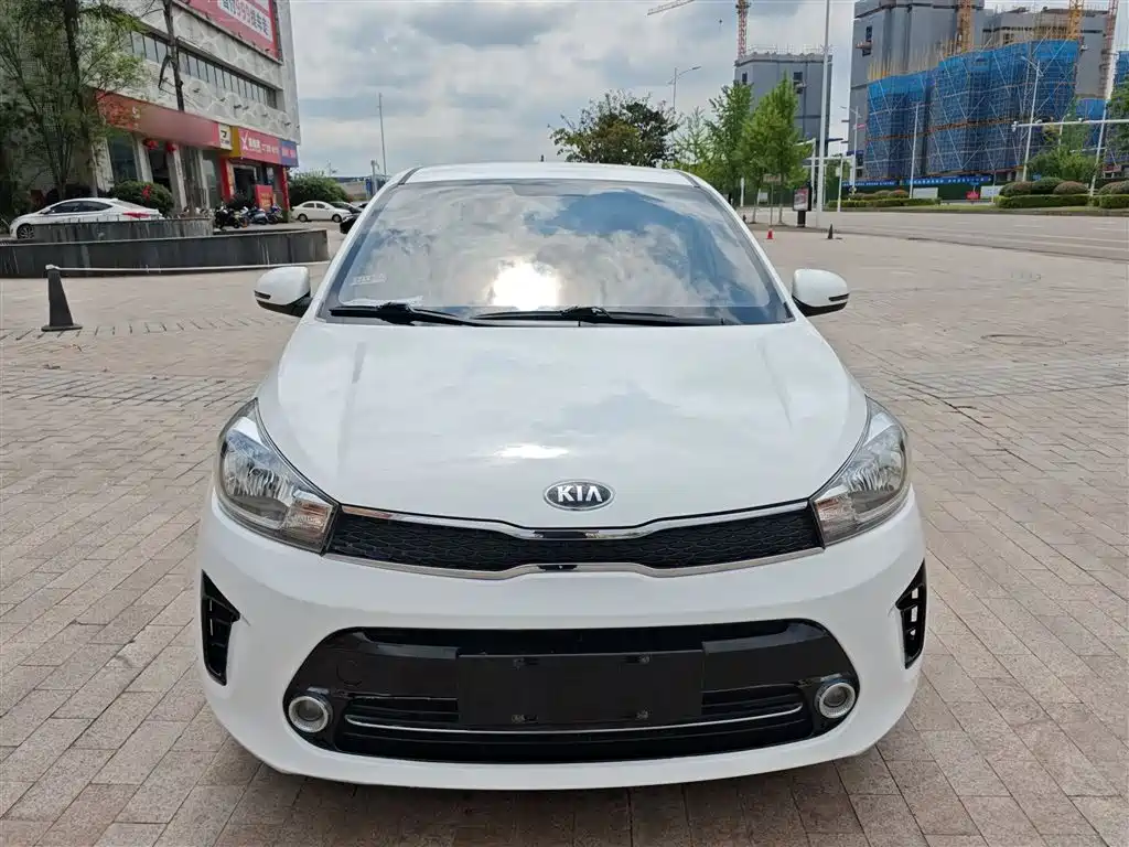 Huanchi 2019 1.4L Manual Smart Edition Value National VI купить на сайте DeffCars