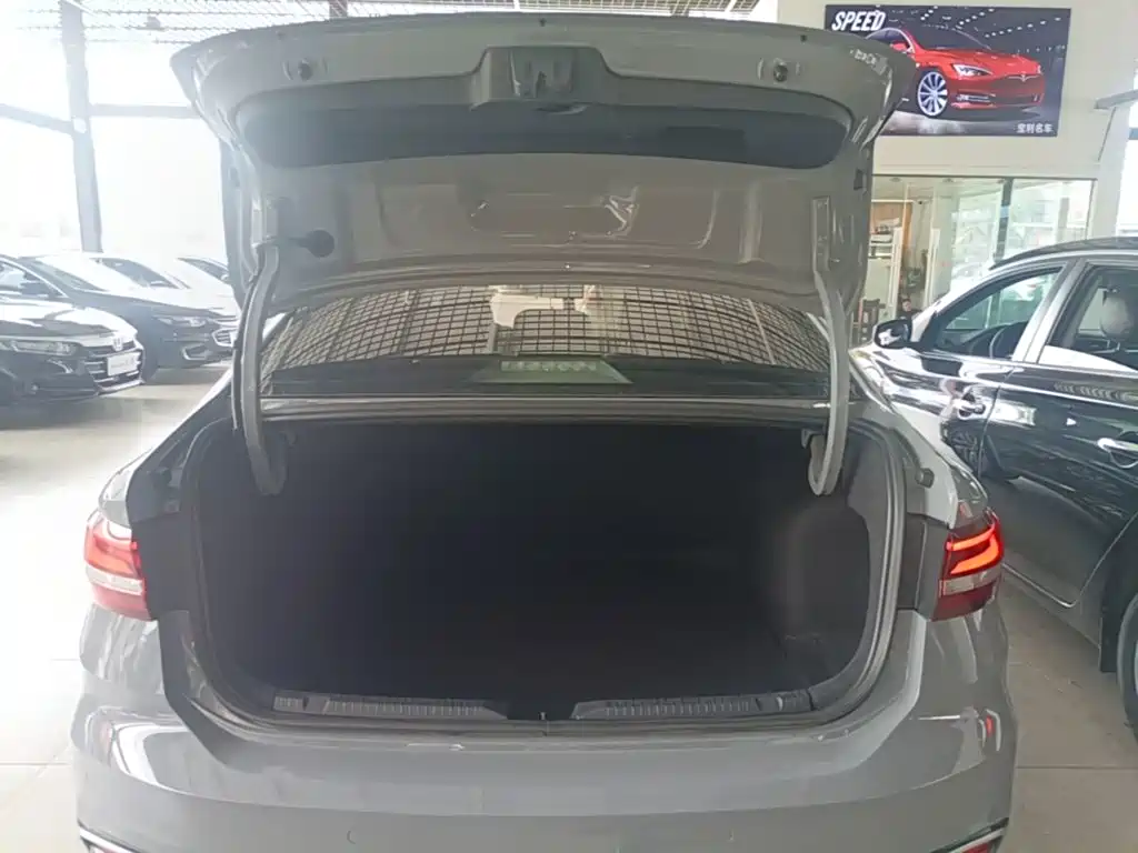 Lavida 2023 280TSI DSG Starry Sky Full Edition купить на сайте DeffCars