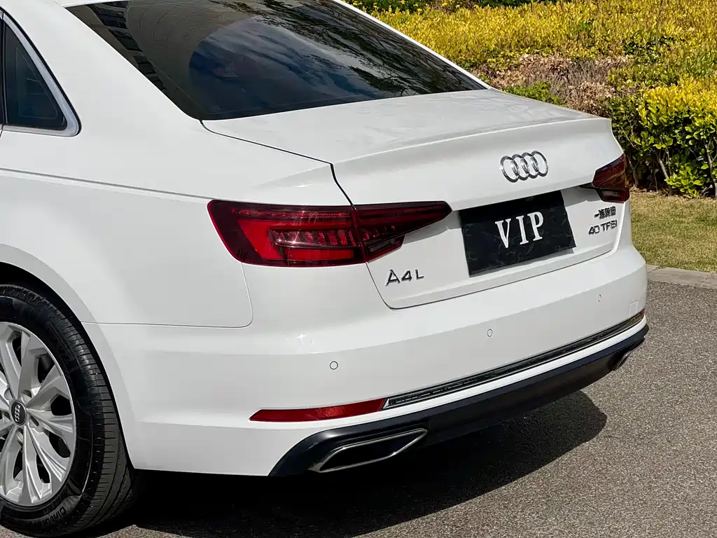 Audi A4L 2019 40 TFSI Enterprising National VI купить на сайте DeffCars