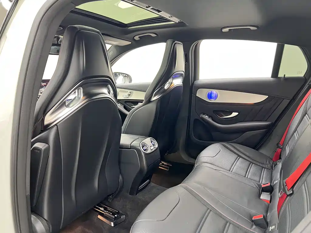 Mercedes-Benz GLC Coupe AMG 2017 AMG GLC 43 4MATIC Coupe SUV купить на сайте DeffCars
