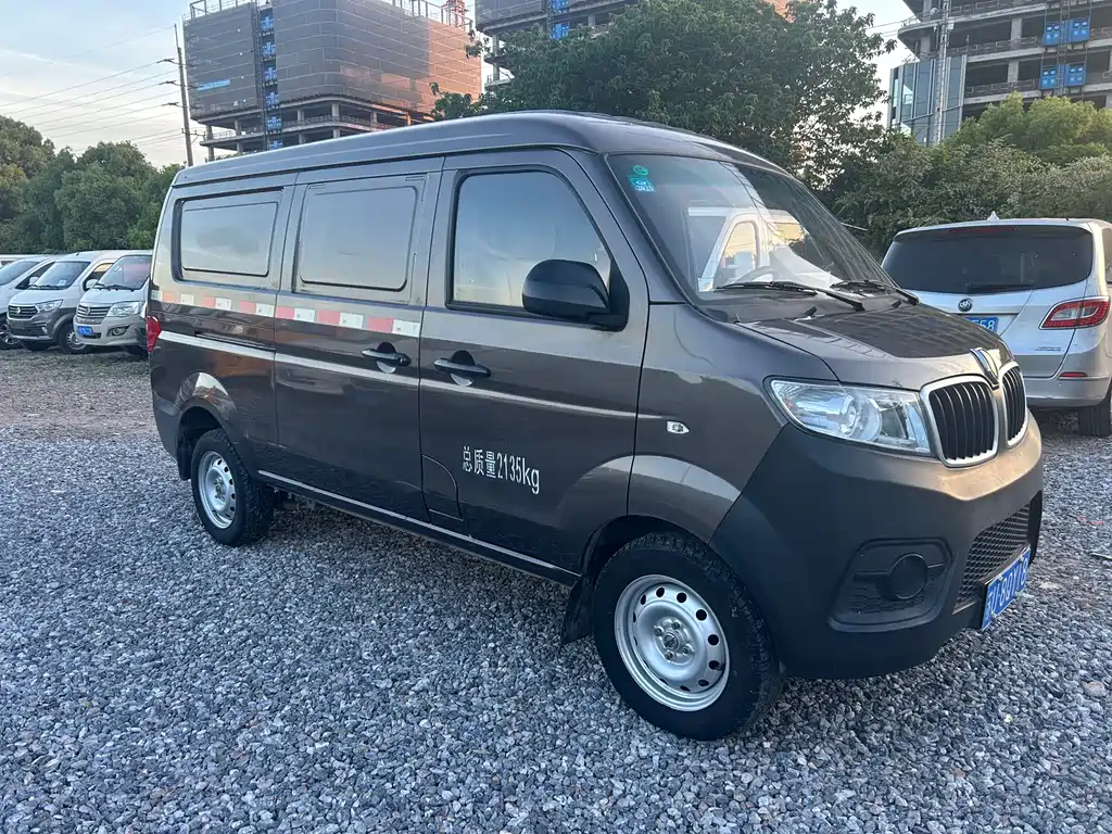 Hiace X30 2024 1.5L wealth van 2/5 seats front air conditioner купить на сайте DeffCars