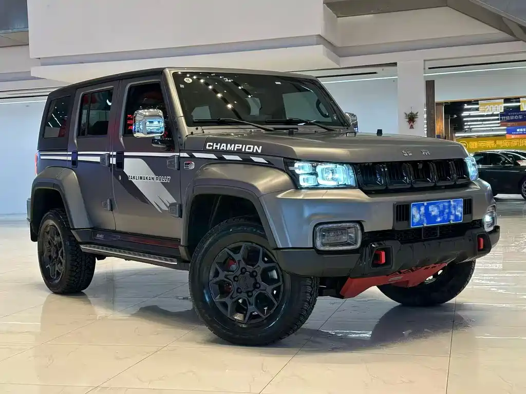 Beijing off-road BJ40 2022 2.0T automatic four-wheel drive ring tower championship version купить на сайте DeffCars