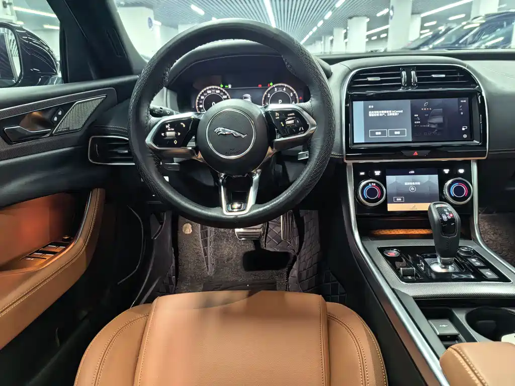 Jaguar XEL 2024 2.0T 250PS R-DYNAMIC S aggressive sports version купить на сайте DeffCars