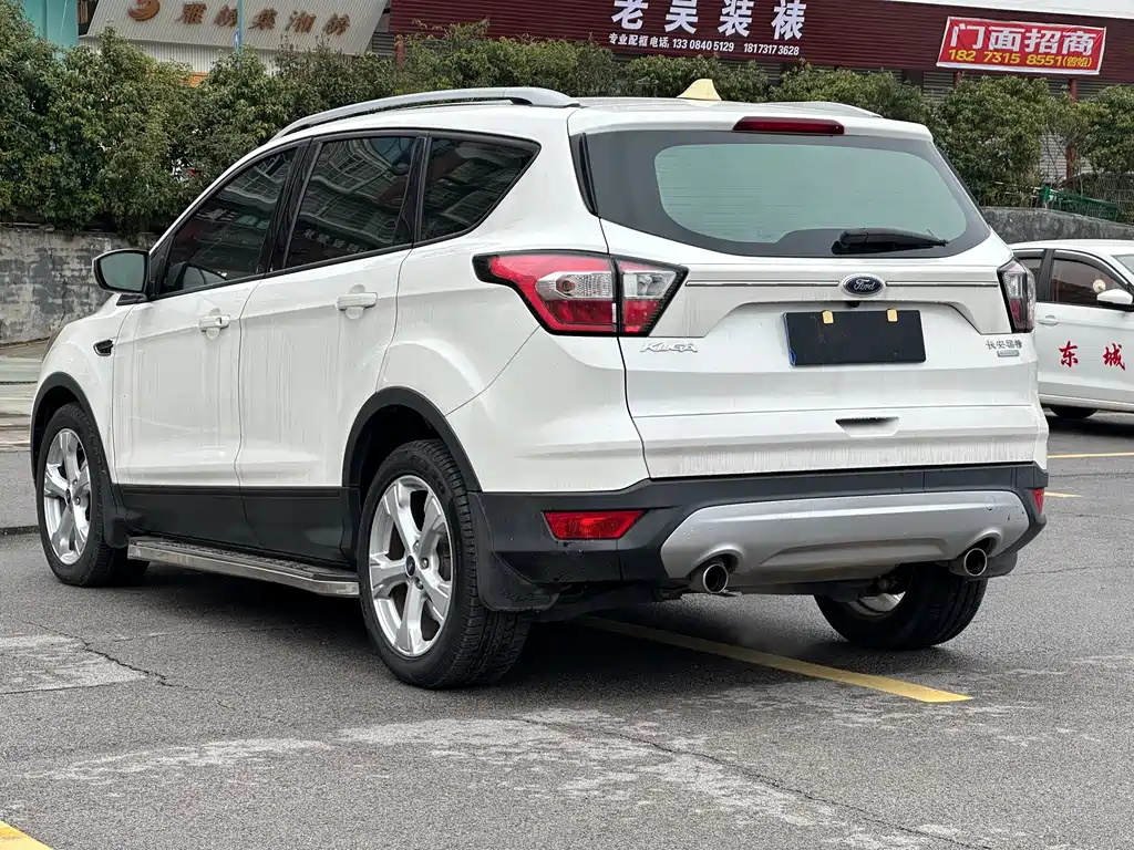 Escape 2017 EcoBoost 180 two-wheel drive refined airfoil купить на сайте DeffCars