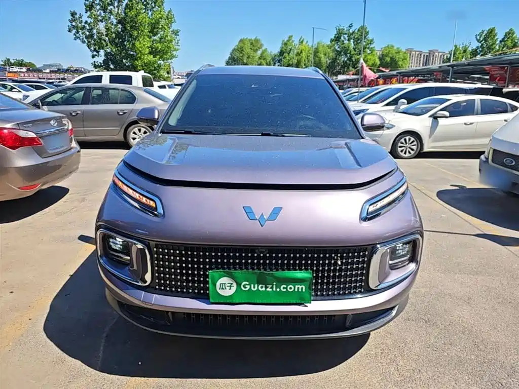 Wuling Nebula 2023 2.0L DHT Standard Edition купить на сайте DeffCars