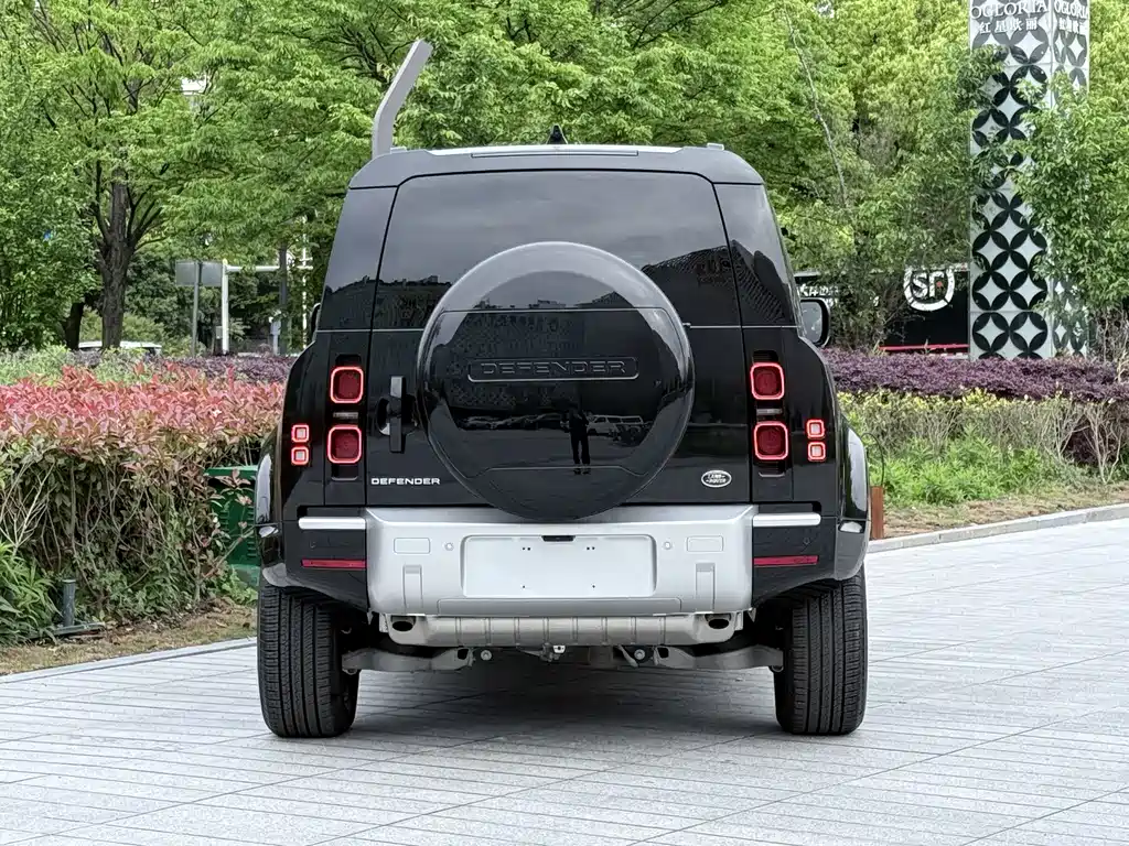 Land Rover Defender 2024 110 3.0T P400 XS купить на сайте DeffCars
