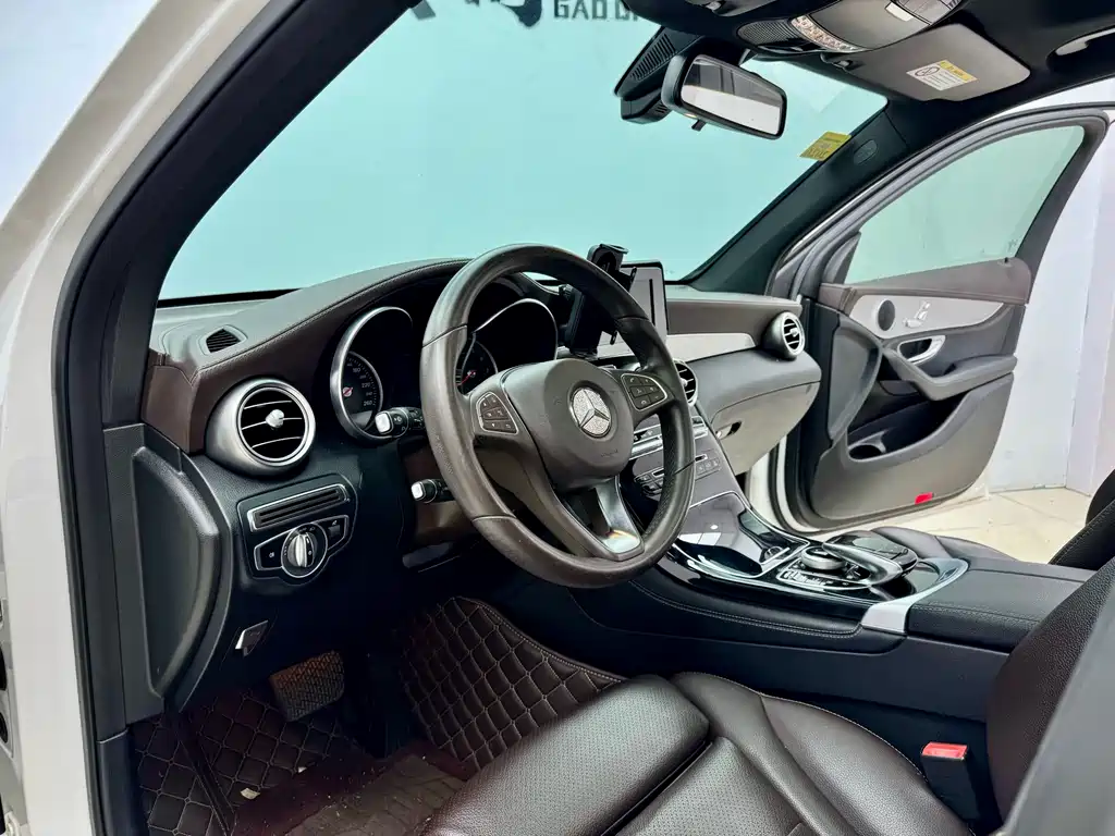 Mercedes GLC 2018 200 4MATIC купить на сайте DeffCars