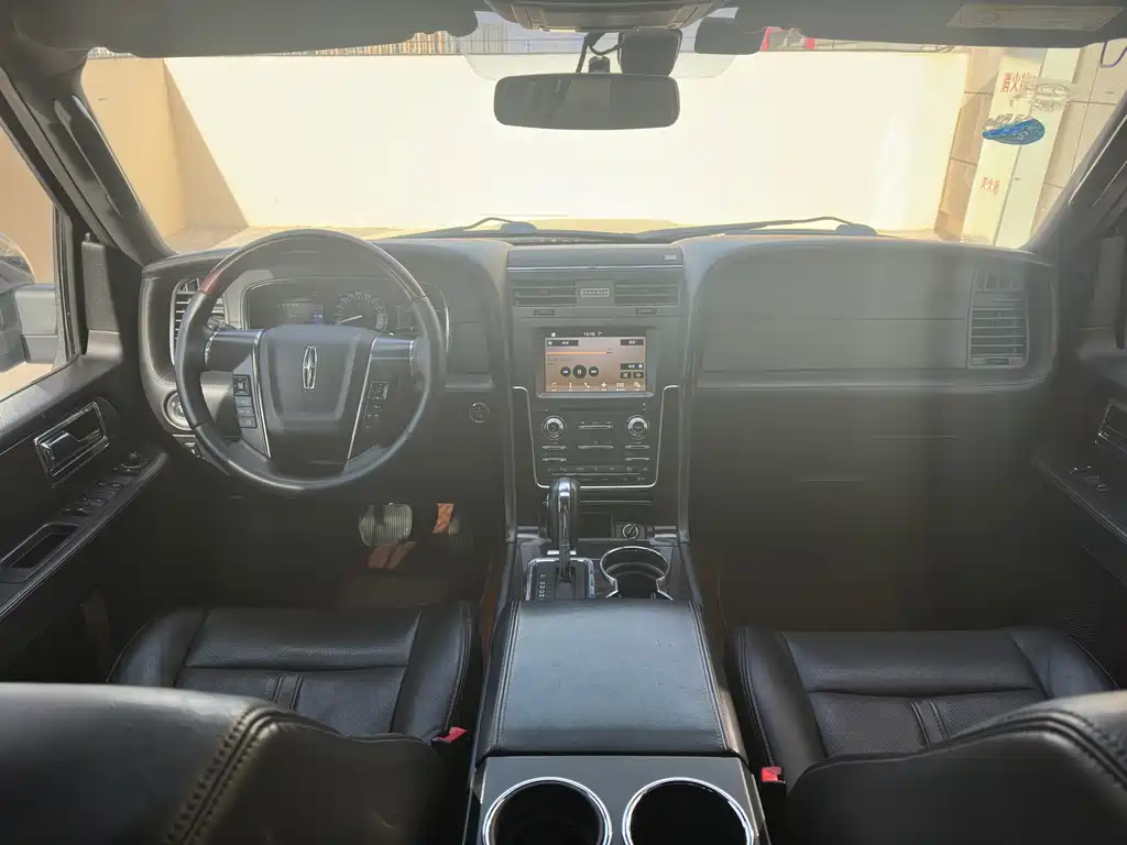 Navigator 2017 3.5T AWD купить на сайте DeffCars