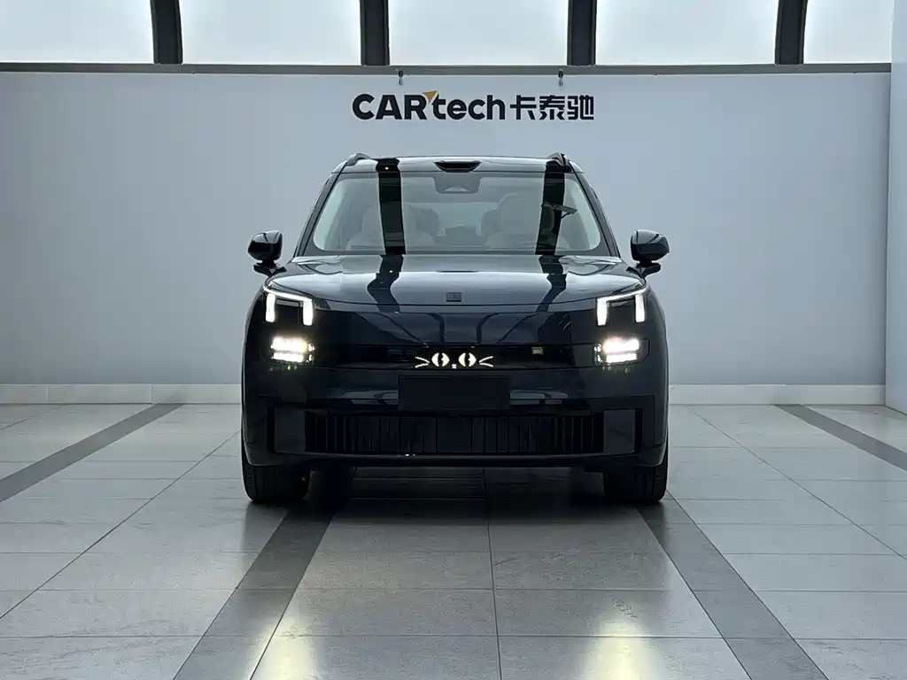 Lynk & Co 900 2025 2.0T Ultra купить на сайте DeffCars