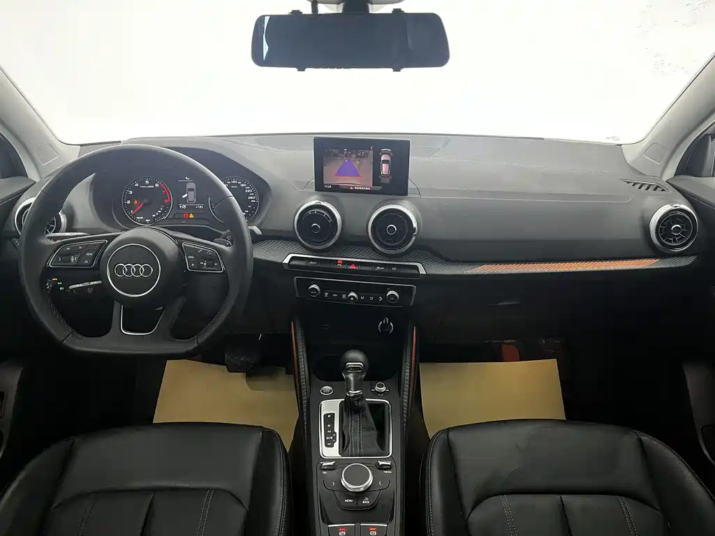 Audi Q2L 2023 35TFSI fashionable and dynamic купить на сайте DeffCars