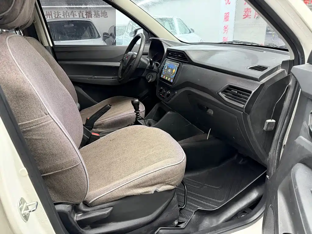Wuling Hongguang 2019 1.5L S Standard National VI LAR купить на сайте DeffCars