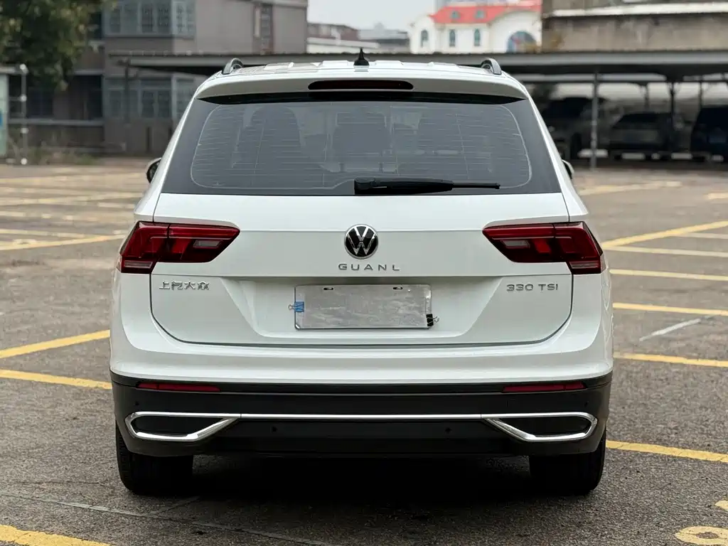 Tiguan L 2022 330TSI automatic two-wheel drive comfort version купить на сайте DeffCars