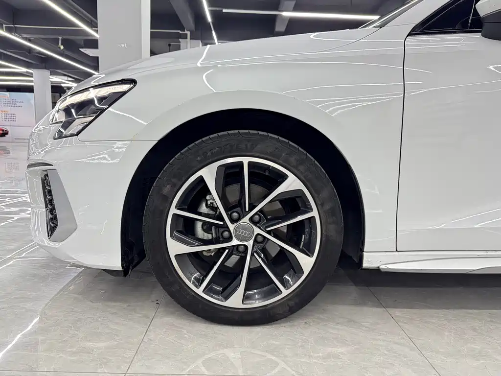 Audi A3 2021 A3L Limousine 35 TFSI aggressive and sporty купить на сайте DeffCars