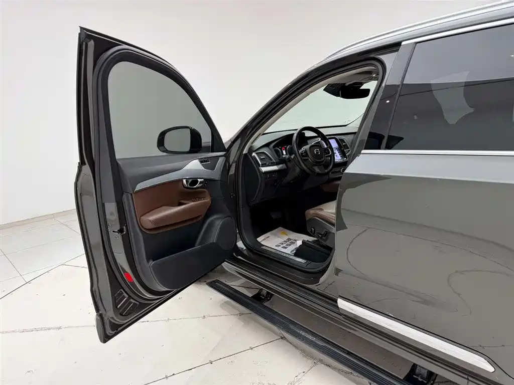Volvo XC90 2019 T5 Zhiyi Edition 7 seats National V купить на сайте DeffCars
