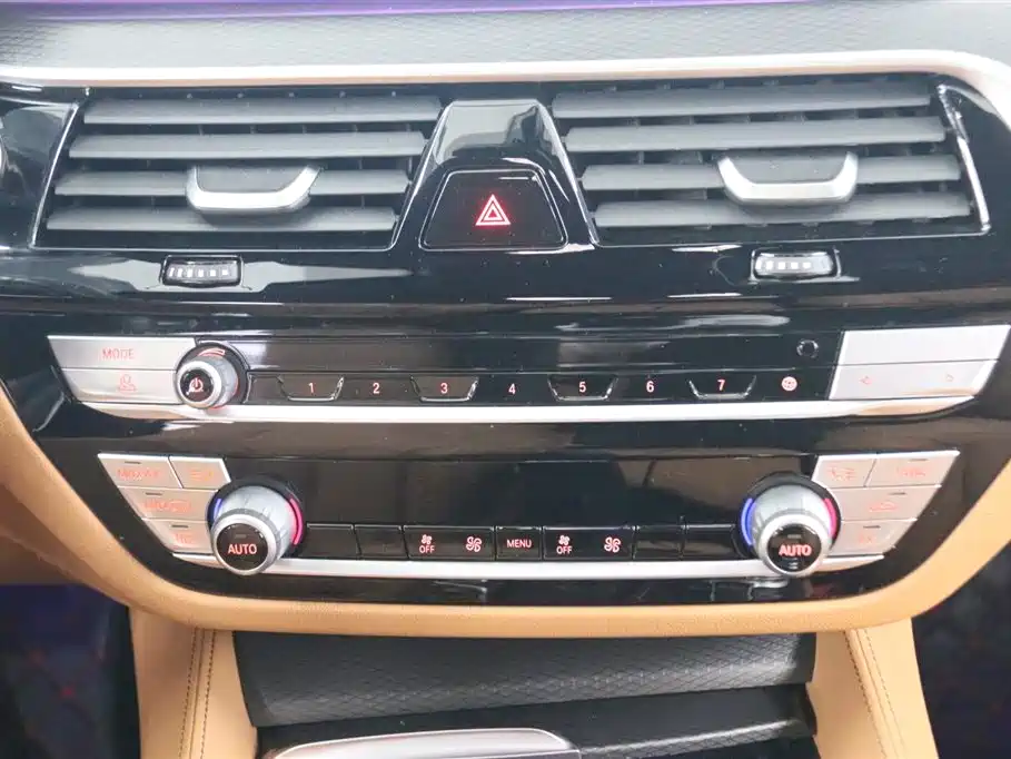 BMW 5 Series Imported 2022 525i M Sports Package купить на сайте DeffCars