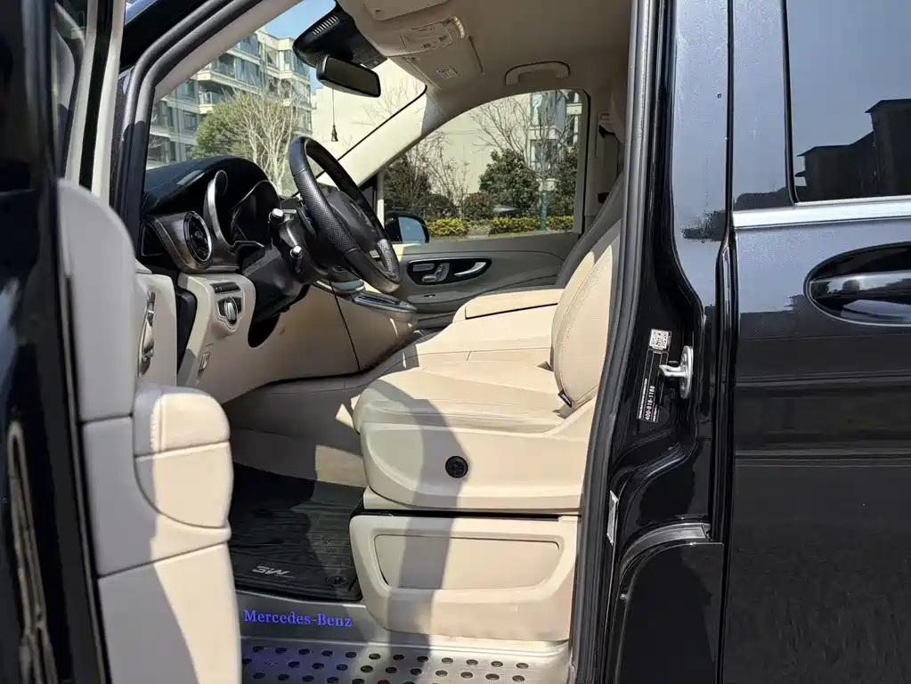 Mercedes-Benz V-Class 2020 V 260 Premium Edition купить на сайте DeffCars