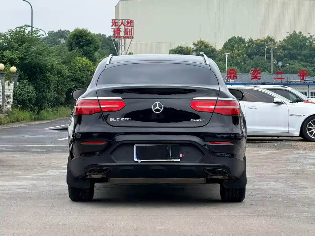Mercedes-Benz GLC Coupe 2018 GLC 200 4MATIC Coupe SUV купить на сайте DeffCars