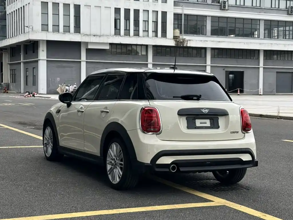 Mini 2022 1.5T COOPER Classic Five-Door Edition купить на сайте DeffCars