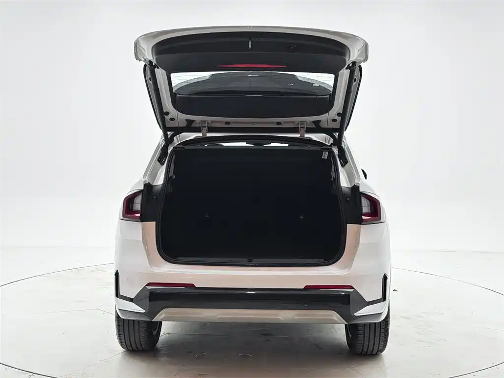 BMW X1 2023 sDrive20Li X Design Package купить на сайте DeffCars