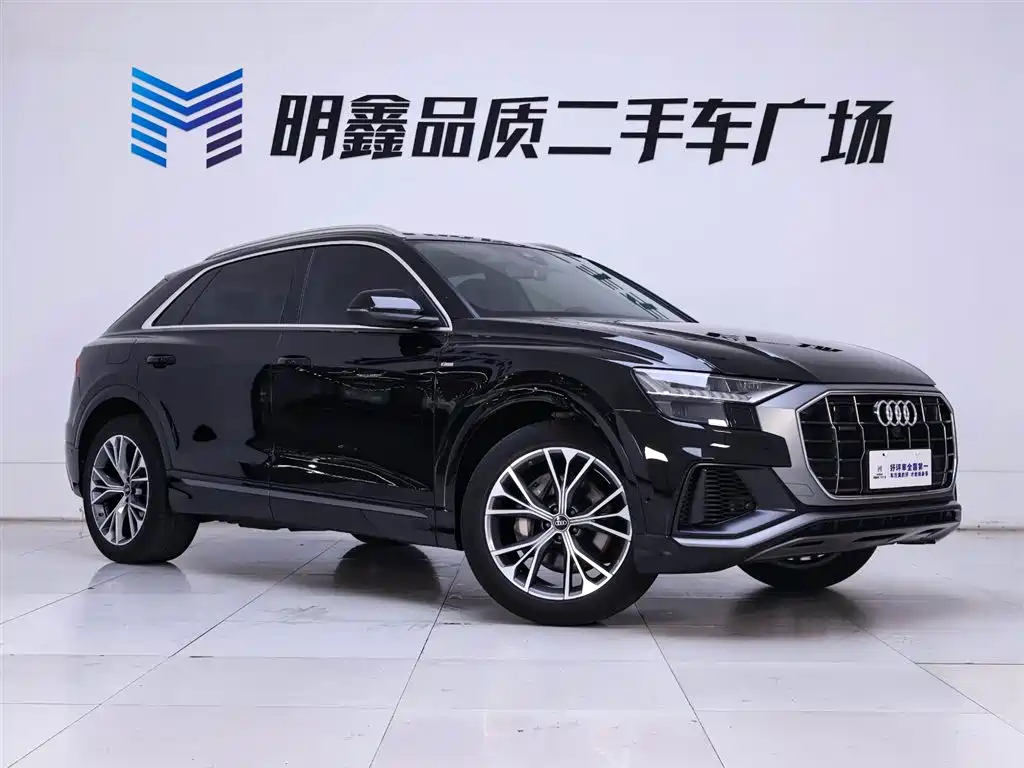 Audi Q8 2023 55 TFSI luxury and dynamic model купить на сайте DeffCars