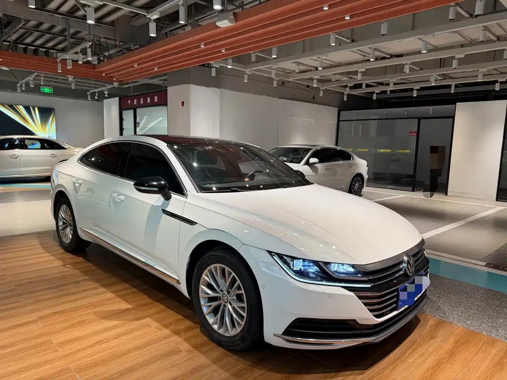 FAW-Volkswagen CC 2020 330TSI Charming Edition National VI купить на сайте DeffCars