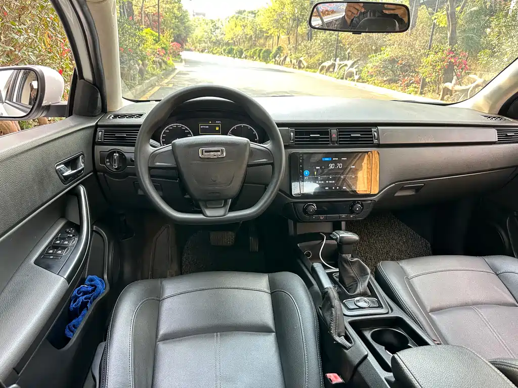 Qoros 3 2018 Sedan 1.6L Automatic Leading Type купить на сайте DeffCars