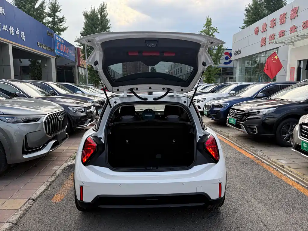 Mini 2025 1.5T Cooper Classic Pie Triple Door Edition купить на сайте DeffCars