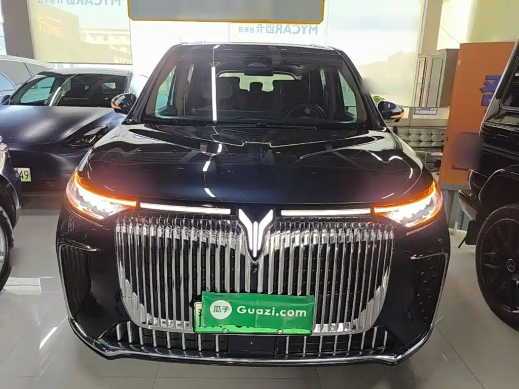 Lantu Dreamer 2025 PHEV four-wheel drive premium Kunpeng version купить на сайте DeffCars
