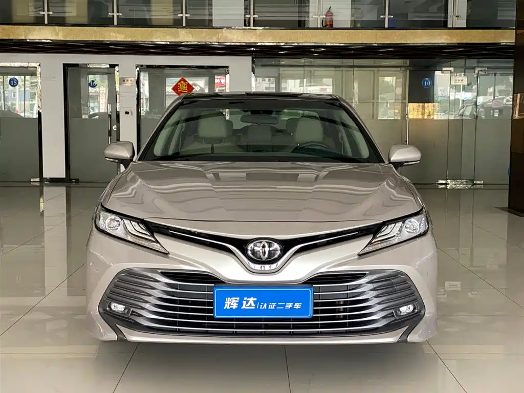 Camry 2019 facelift 2.5G Deluxe Edition купить на сайте DeffCars