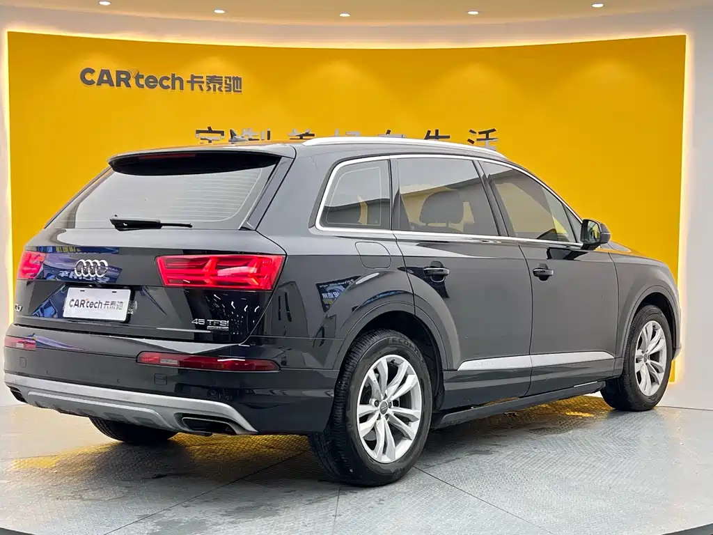 Audi Q7 2019 45 TFSI Comfort купить на сайте DeffCars