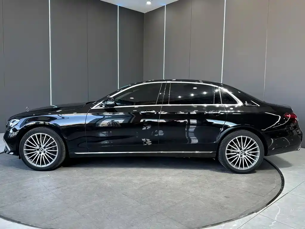 Mercedes-Benz E-Class 2023 E 260 L купить на сайте DeffCars