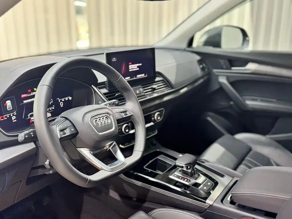 Audi Q5L 2021 40 TFSI luxury and dynamic model купить на сайте DeffCars