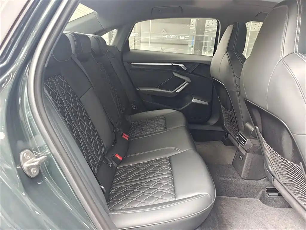 Audi A3 2025 A3L Limousine 35TFSI Flying Spur Exclusive купить на сайте DeffCars