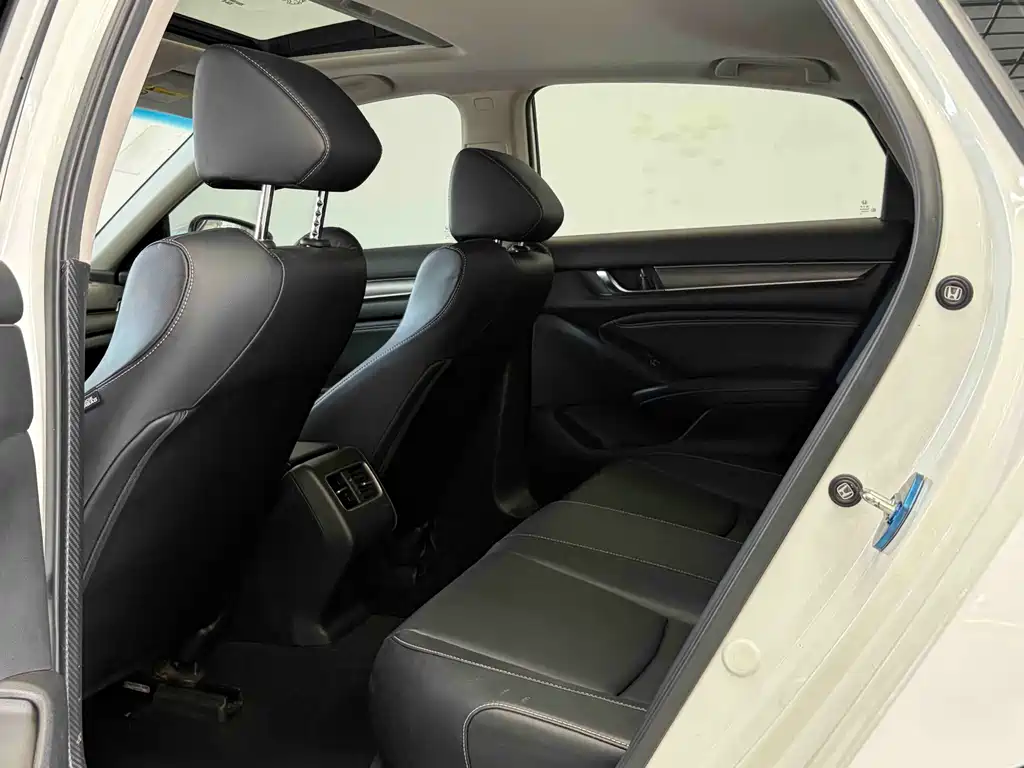 Yingshipai 2019 260TURBO Elegant Edition National V купить на сайте DeffCars