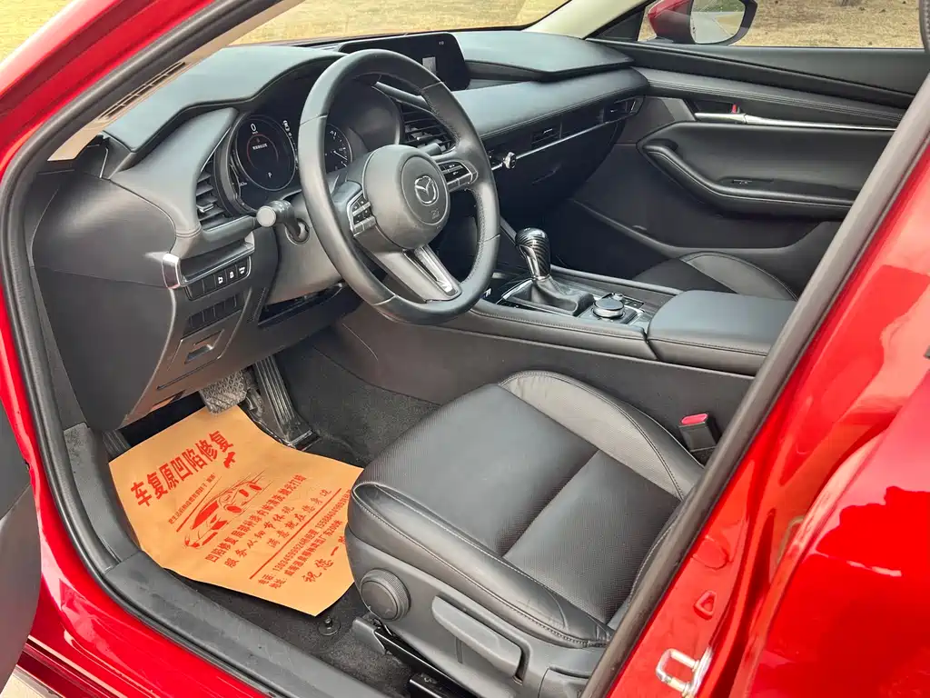 Mazda3 Angkesela 2021 2.0L Automatic Premium Edition купить на сайте DeffCars