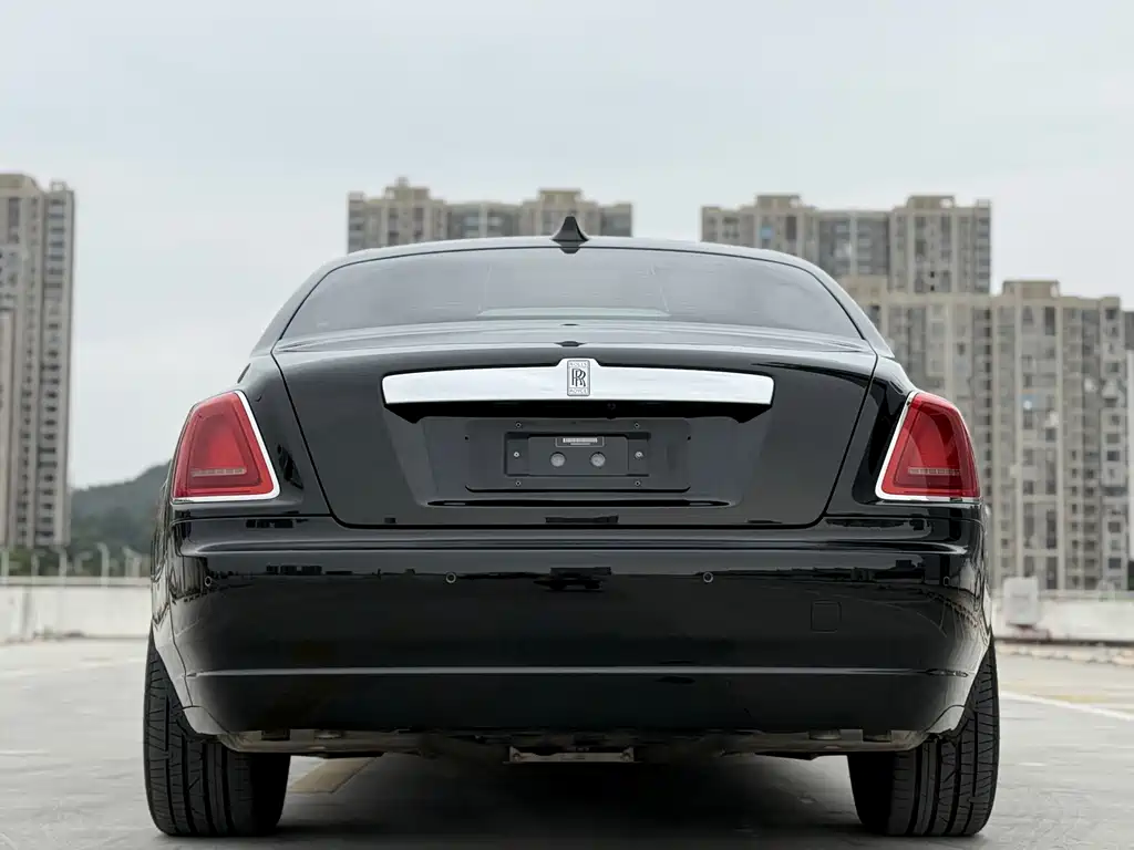 Ghost 2018 6.6T long wheelbase version купить на сайте DeffCars
