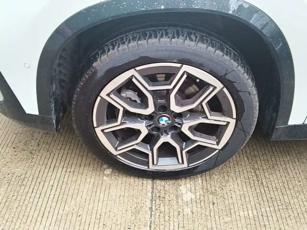 BMW X1 2023 sDrive25Li X Design Package купить на сайте DeffCars