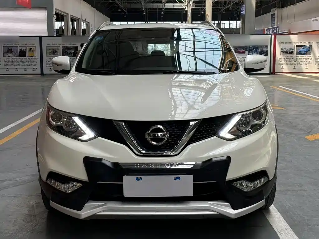 Qashqai 2017 2.0L CVT Elite Edition National V купить на сайте DeffCars