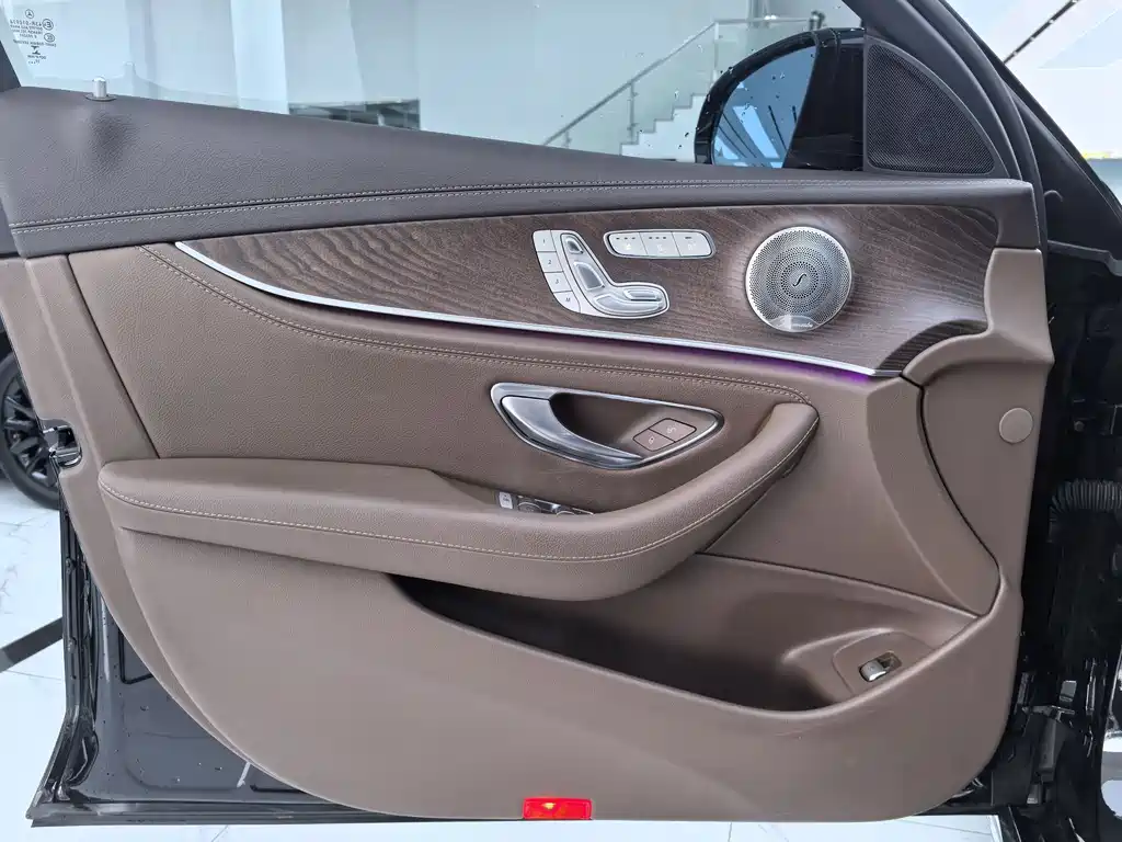 Mercedes-Benz E-Class 2023 E 300 L Luxury Model купить на сайте DeffCars