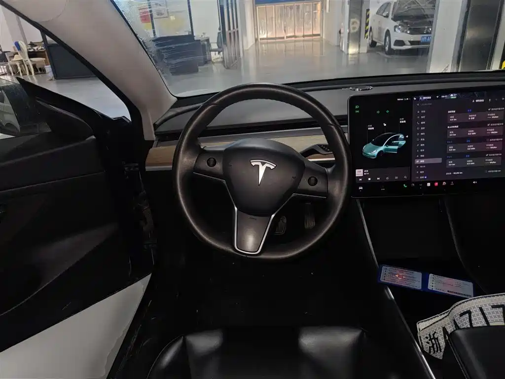 Model 3 2020 long-range rear-wheel drive version купить на сайте DeffCars