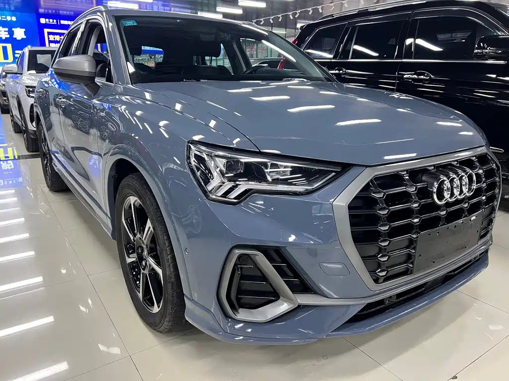 Audi Q3 2022 40 TFSI RS Kit Burning Speed ​​Type купить на сайте DeffCars