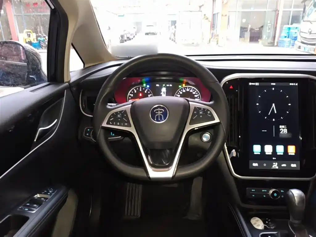 Song MAX 2018 1.5T automatic smart connection elite 6 seats купить на сайте DeffCars